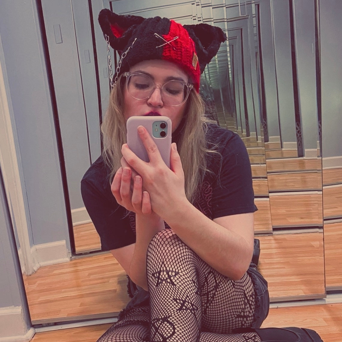 Edgy Two Toned Beanie With Fluffy Cat Ears